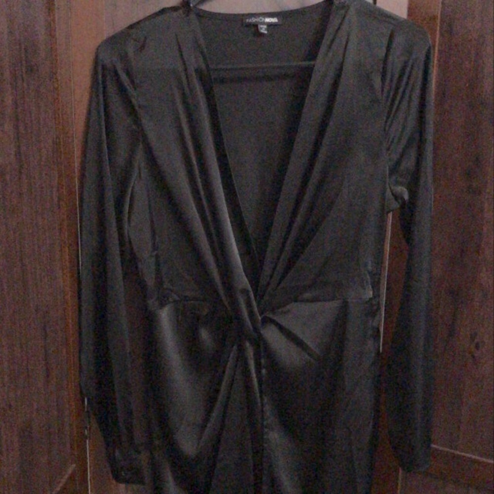 Fashion Nova Black Silk dress